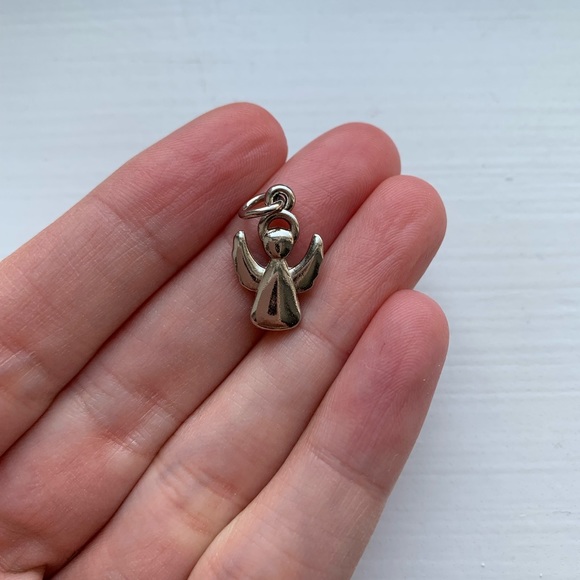 Tiny silver angel jewelry bead charm - Picture 5 of 5
